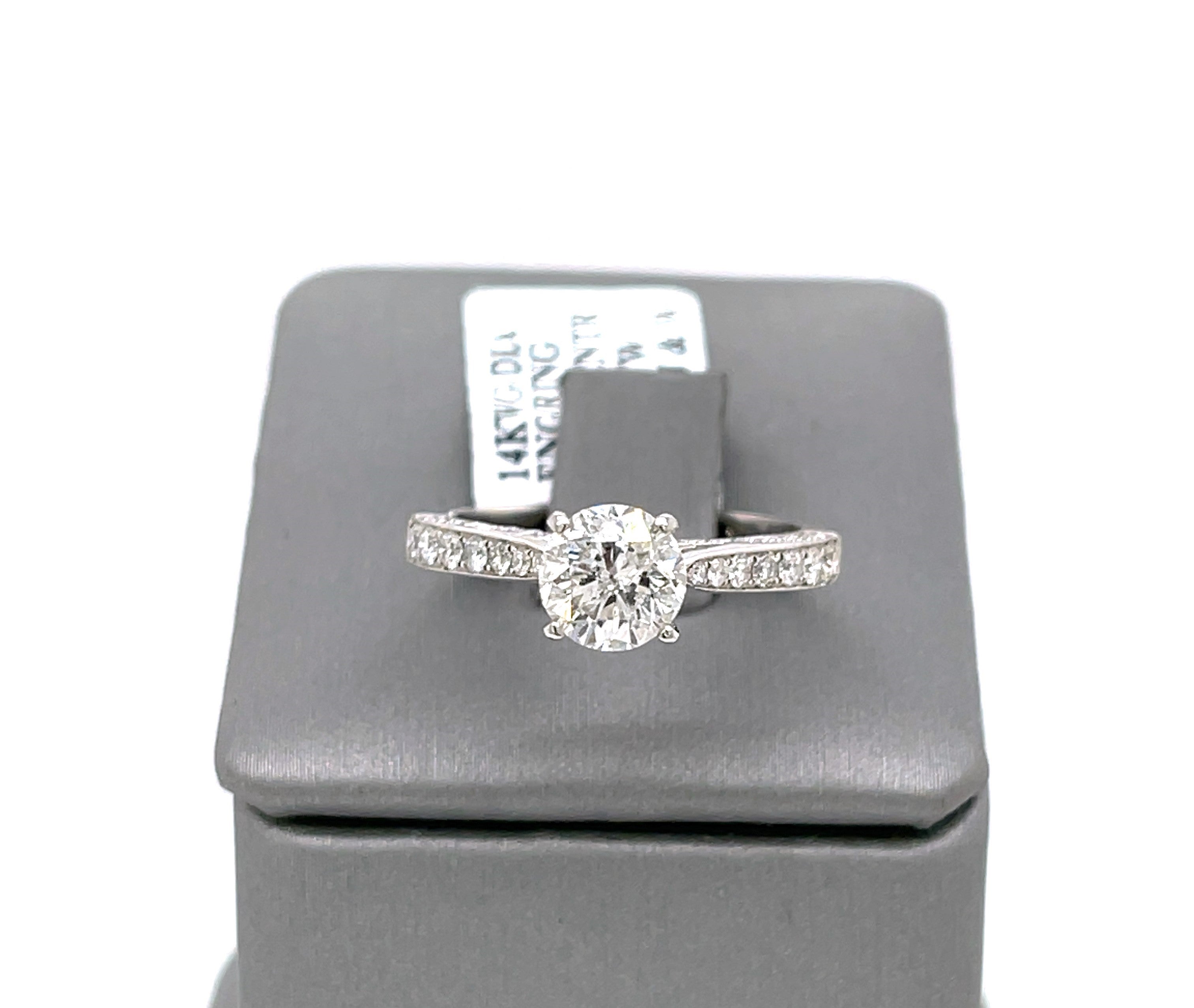 Engagement Rings in Philadelphia Flexible Financing Options
