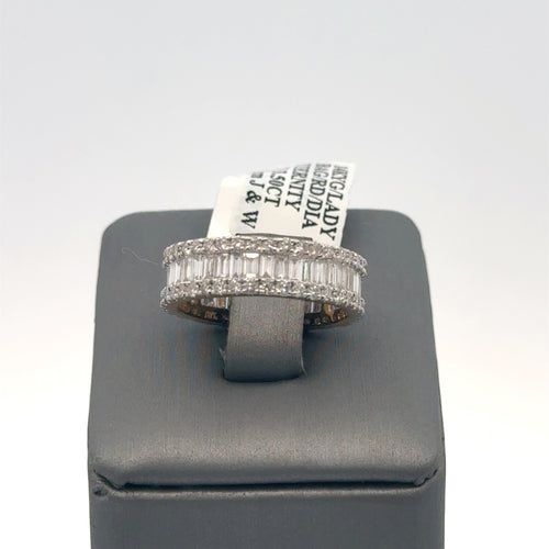 14k Yellow Gold 3.25 CT Baguette Diamond Eternity Band 4.1 gm Size 7 S107461