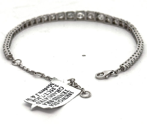 18k White Gold 3.35 Ct Diamond Graduating Tennis Bracelet, S107231