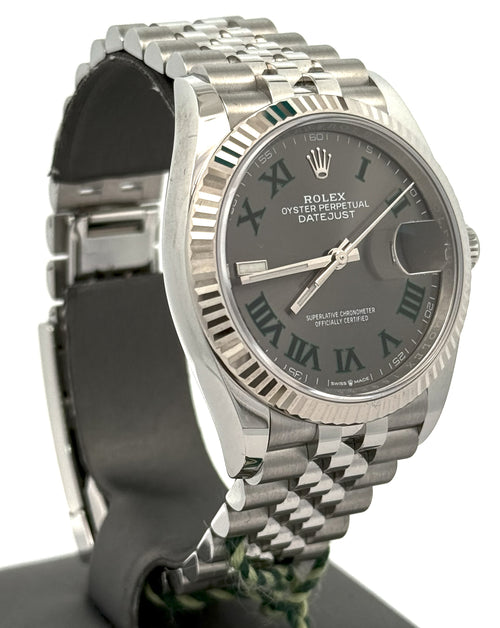 Pre-owned Rolex Datejust 36mm - 126234 - 36mm - Gold Fluted bezel, S15678