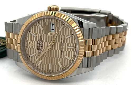 Pre-owned Rolex Datejust 36 Dial  - 126233 - 36mm - Yellow Gold/Steel Golden Fluted Motif Watch, S16282
