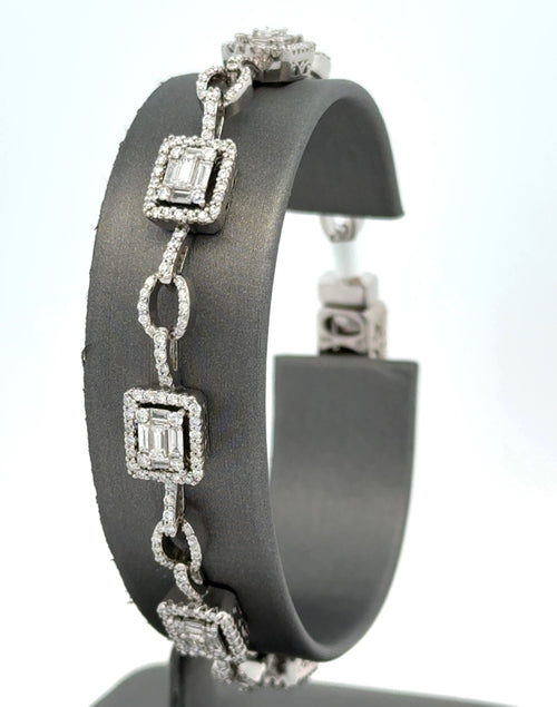 14k White Gold 4.75 CT Baguette Diamond Bracelet, 7", 17.8g, S16454