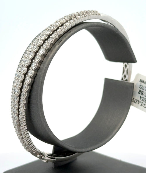 18k White Gold 6.00 CT Diamond Bangle Bracelet, 24.7g, S16559