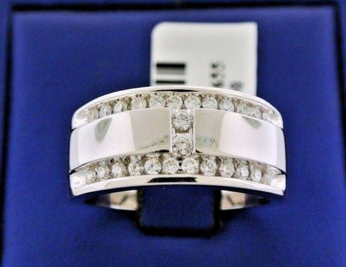 14k White Gold Men's 0.85 CT Diamond Band, 10gm, Size 10