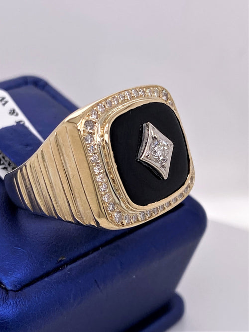 14k Yellow Gold 0.50 CT Men's Onyx & Diamond Ring