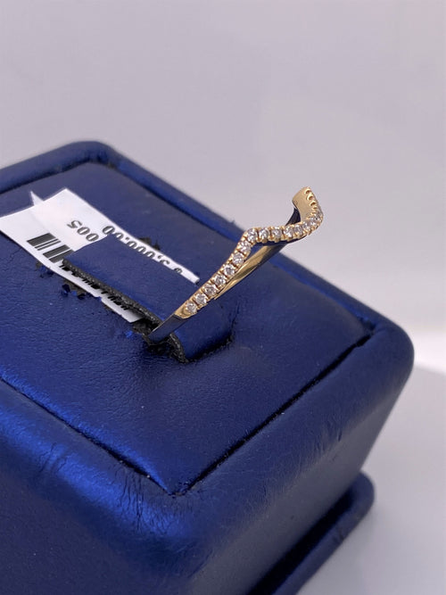 18k Yellow Gold 0.50 CT Diamond Curved Ladies Band