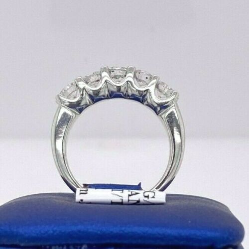 14k White Gold 1.00 CT Diamond Ladies Band, 5.4gm, Size 5.25