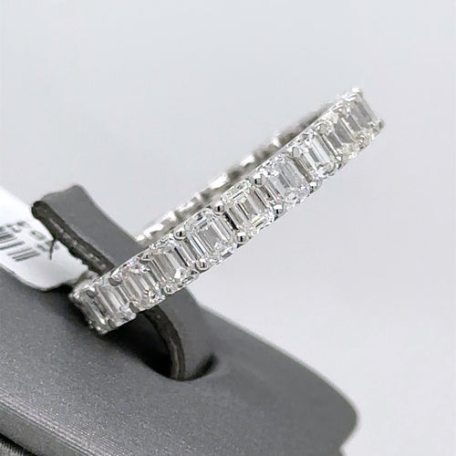 14K White Gold 3.50CT Emerald Diamond Eternity Band, 3gm, Size 8
