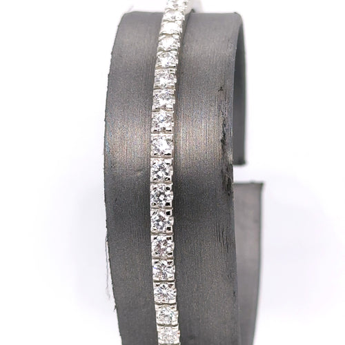 Platinum 2.50Ct Diamond Bangle Bracelet, 30.5G, S15853