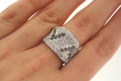 14k White Gold 2.00 CT White & Black Diamond Ladies Ring 8.3gm Size 7.25