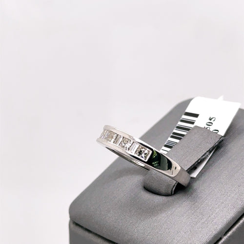 14k White Gold 0.50CT Princess Diamond Ladies Band, 2.7g, Size 5.5