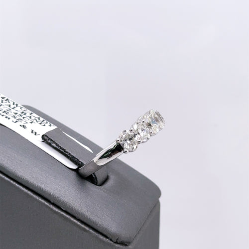 14k White Gold 2.45CT Oval Cut Diamond Ladies Band, 4.4g, Size 7, S107619