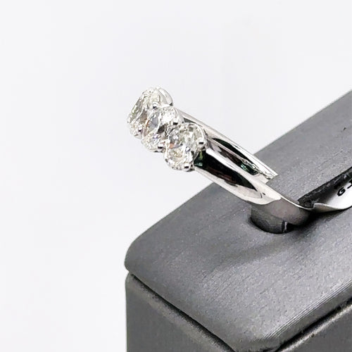 14k White Gold 1.50CT Oval Cut Diamond Ladies Band, 4.0g, Size 7, S107621