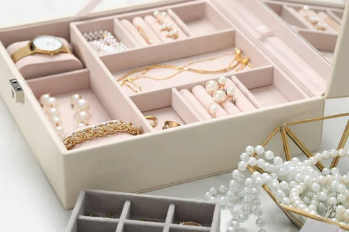 What Your Jewelry Says About You