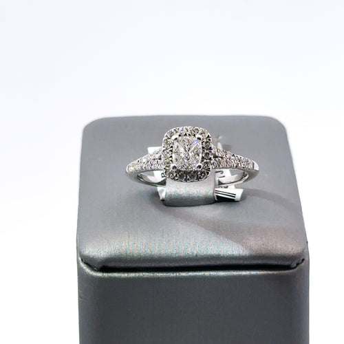 14k White Gold 0.75 Diamond Cluster Engagement Ring, 3.3g, Size  7, S107878