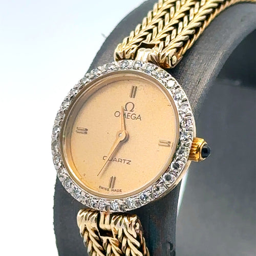 Omega 14k Yellow Gold Diamond Bezel Ladies Watch 27.5 Grams,20mm Pre-owned