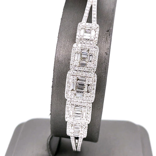 14k White Gold 2.35 Ct Diamond Ladies Bangle Bracelet, 16.9g