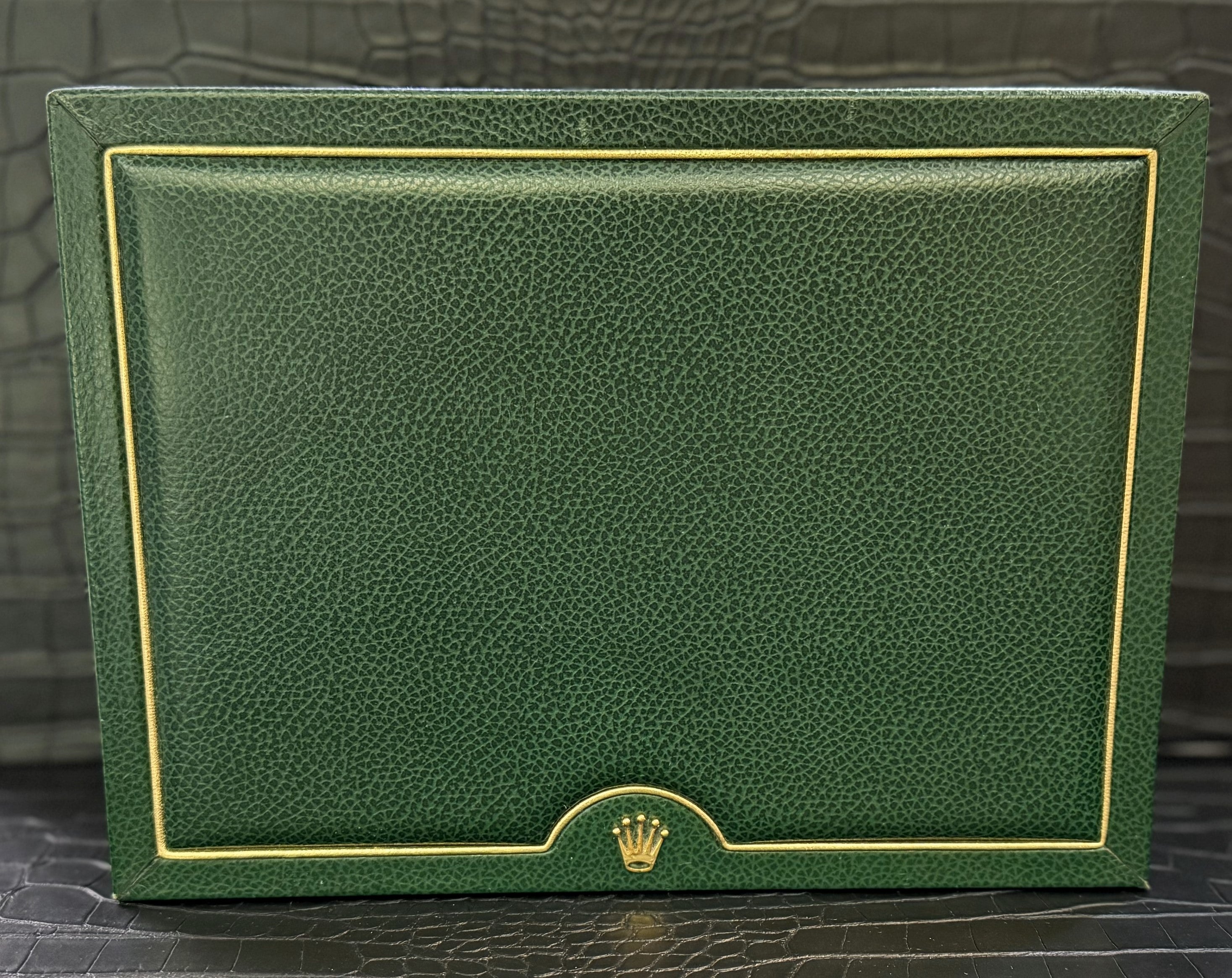 VINTAGE ROLEX WATCH BOX MONTRES ROLEX S.A.-GENEVE SUISSE 70.00.01 (Pre