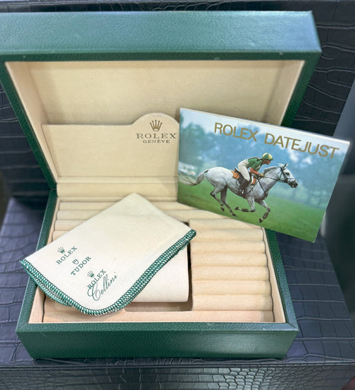 VINTAGE ROLEX WATCH BOX MONTRES ROLEX S.A.-GENEVE SUISSE 70.00.01  (Pre-owned)