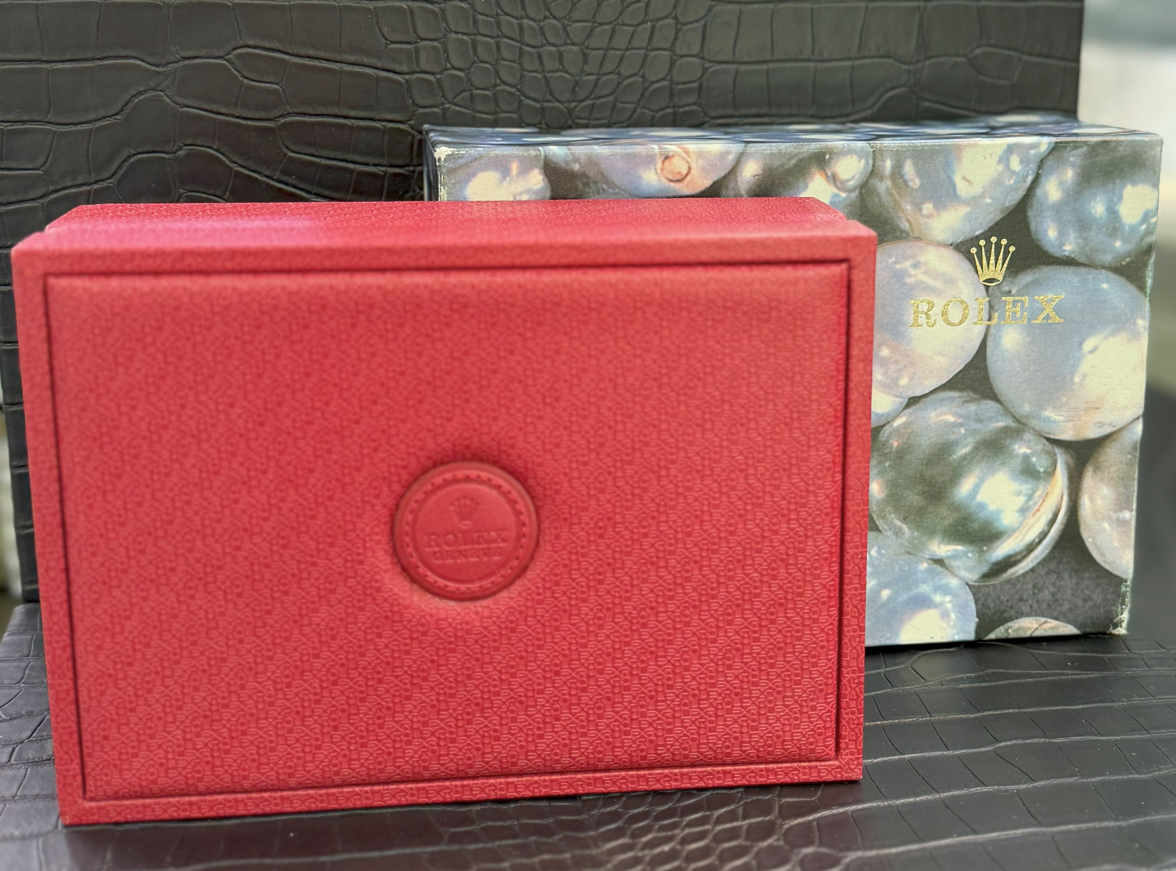 VINTAGE ROLEX WATCH BOX MONTRES ROLEX S.A.GENEVE SUISSE 60.00.02 (Pre-