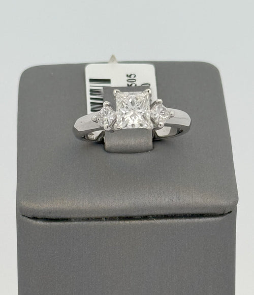 14k White Gold 1.00 CT Princess Cut Diamond Engagement Ring, S107730