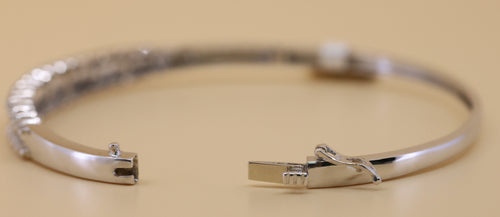 14k  White Gold 1.75CT Diamond Ladies Bangle Bracelet, 13.7gm, S108853