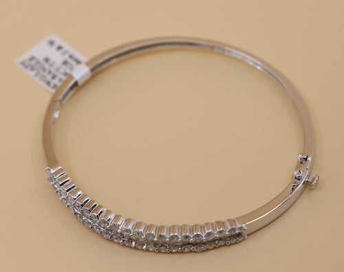 14k  White Gold 1.75CT Diamond Ladies Bangle Bracelet, 13.7gm, S108853