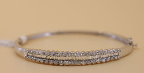 14k  White Gold 1.75CT Diamond Ladies Bangle Bracelet, 13.7gm, S108853