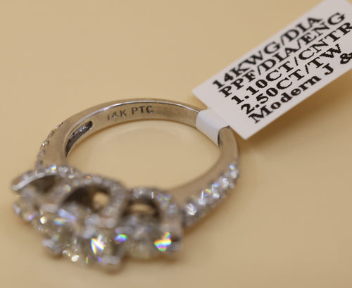 14k White Gold 2.95CT Diamond Engagement Ring, 5.0g, Size 5.5, S108852