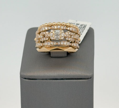 18k Yellow Gold 1.50CT Baguette & Round Diamond Ring, 10.8gm, size 6.5, S16589