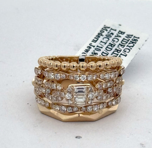 18k Yellow Gold 1.50CT Baguette & Round Diamond Ring, 10.8gm, size 6.5, S16589