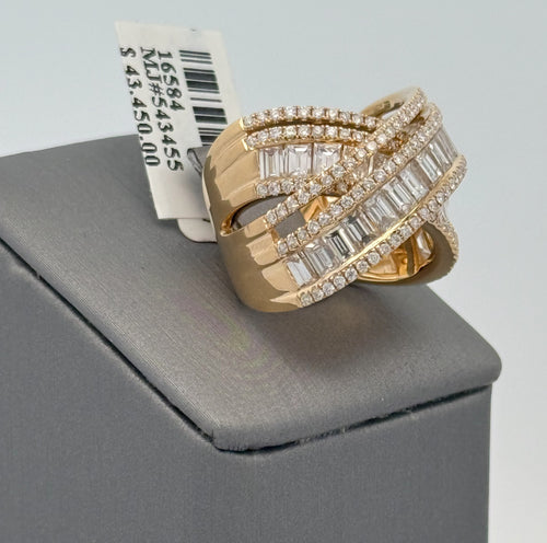 18k Yellow Gold 4.50CT Baguette & Round Crossover Ring, 11.7gm, size 6.25 S16584