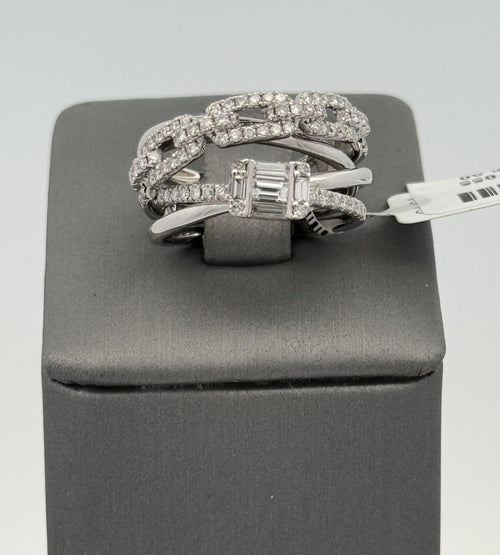 18k White Gold 1.25CT Baguette & Round Diamond Ring, 7.5gm, size 6.5 S16588