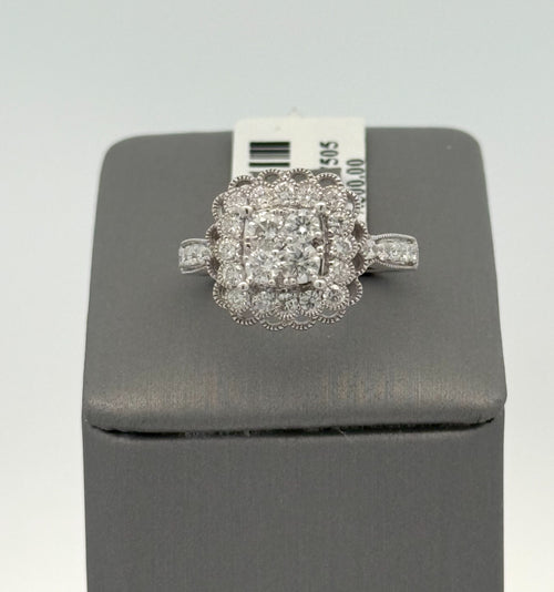 14k White Gold 1.00 CT Diamond Cluster Ring, 4.9g, Size 7, S108423