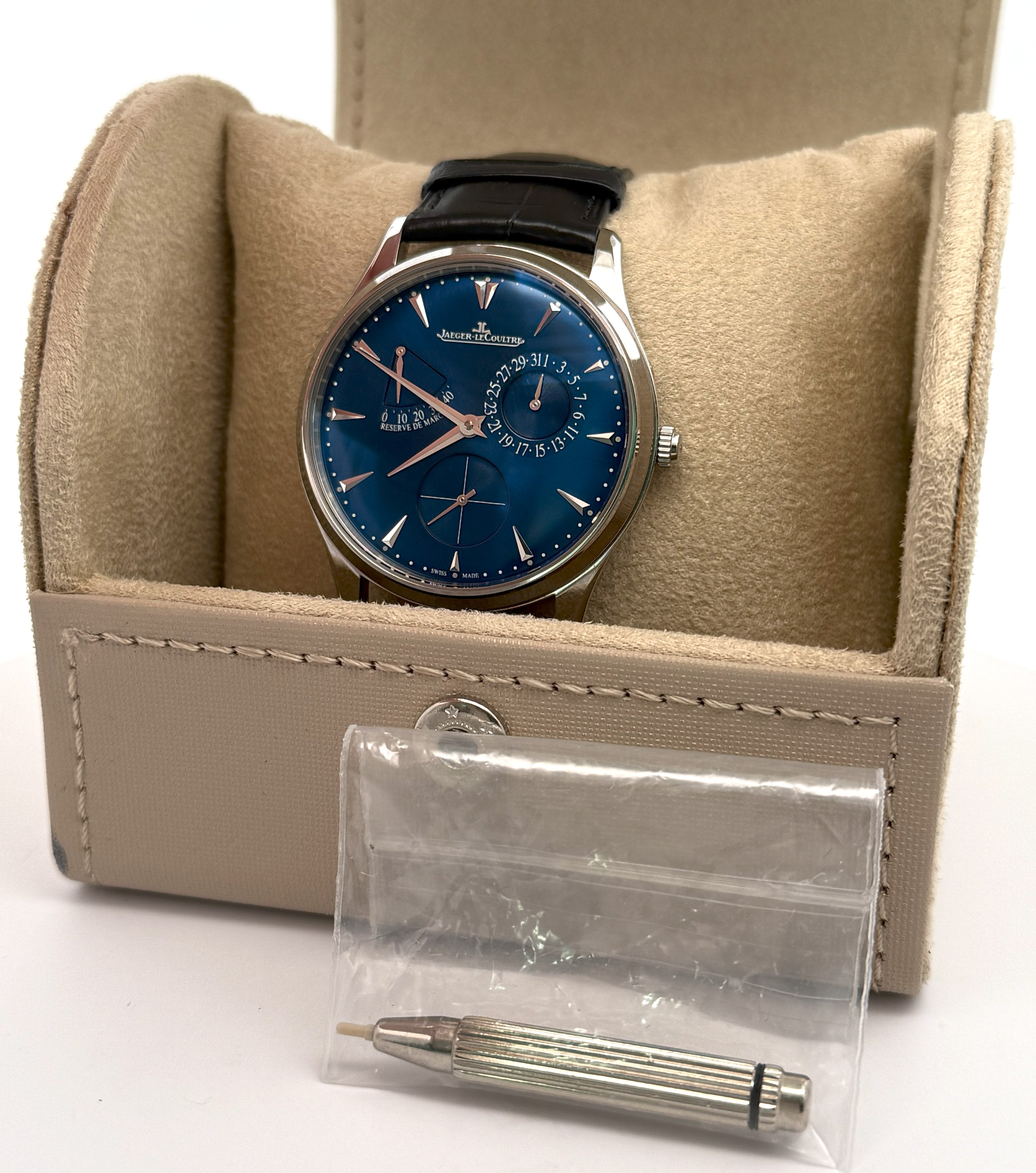 Jaeger-LeCoultre Master Ultra Thin Réserve de Marche Q1378480 ( Pre-ow