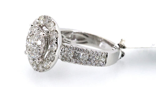 14k White Gold 3.25Ct Diamond Cluster Ring 7.1gm,Size 7. S14687