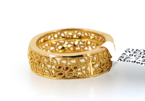 21k Yellow Gold Lady Wedding Band, 5.0gm, Size 7.25, S109048