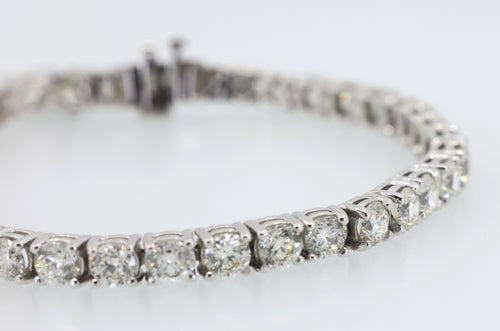 14k White Gold 15.75 CT Diamond Tennis Bracelet, 24.2g, 8", S17105