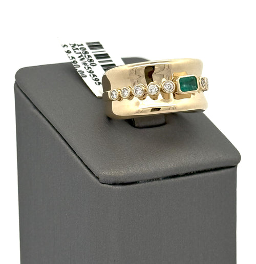 14k Yellow Gold Ladies 0.75 CT Diamond & Green Emerald Ring, 6.5gm, Size 7, S108580