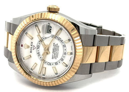 Pre-owned Rolex 326933 Sky-Dweller - 42mm Yellow Gold/SS, S106106