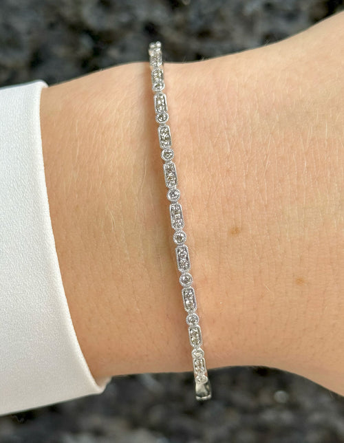 Solid 10k White Gold 0.50CT Diamond Bangle Bracelet, 7.5g, S16746