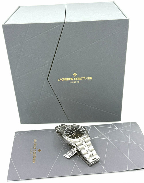 Pre-Owned Vacheron Constantin Overseas 41mm Black Dial, 4520V/210A-B483  Men's Watch, S109128