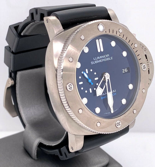 Panerai SUBMERSIBLE BMG-TECH™ Blue Dial PAM00692