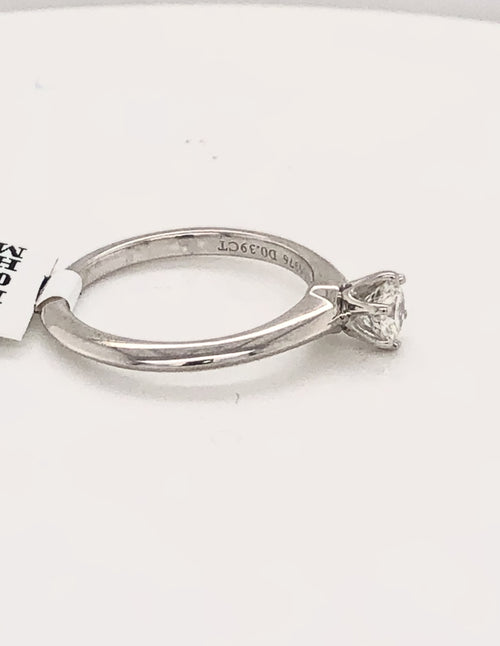 Tiffany & Co. Platinum 0.39 CT Diamond Engagement Ring H-Color, VS2-Clarity