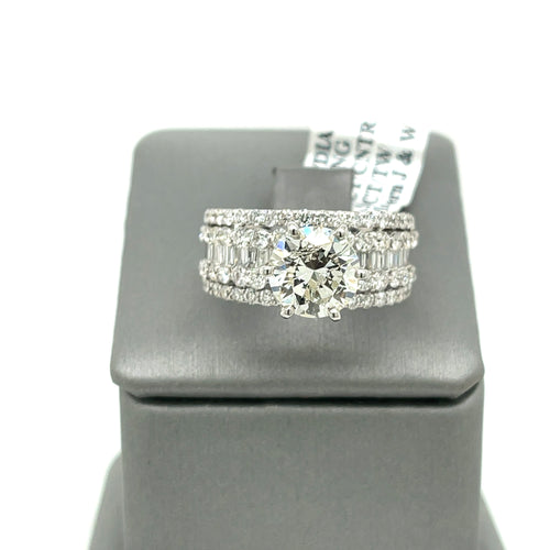 18k White Gold 3.50 CT Fancy Diamond Engagement Ring, 6.9g, Size 6.75,