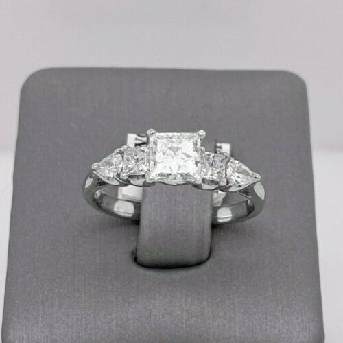 14k White Gold 1.25 CT Princess Diamond Engagement Ring, 3.6gm, Size 8