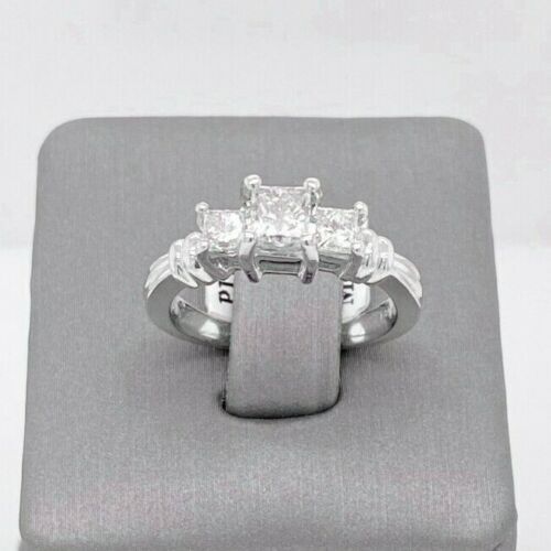 Platinum 0.75 CT Diamond Past Present Future Engagement Ring, 7gm,