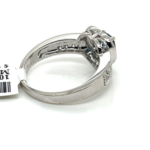 18k White Gold 1.23CT Diamond Heart Design Ladies Ring, 4.7g, Size 7.25