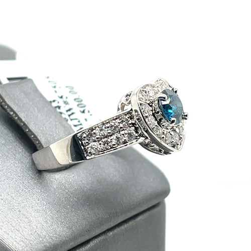 18k White Gold 1.23CT Diamond Heart Design Ladies Ring, 4.7g, Size 7.25