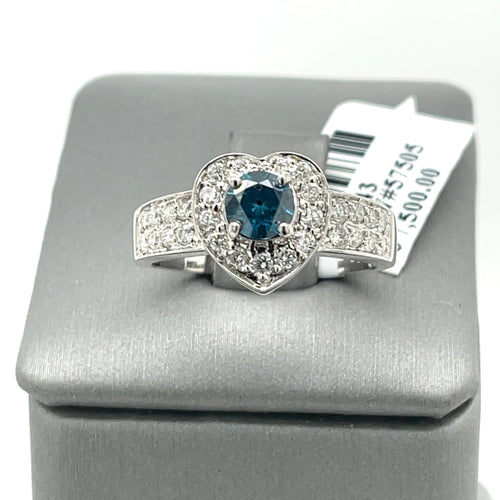 18k White Gold 1.23CT Diamond Heart Design Ladies Ring, 4.7g, Size 7.25
